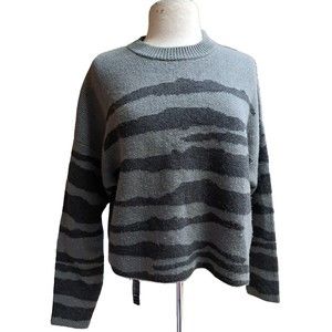 Naadam Women's Size Medium M Luxe Wool Cashmere Crewneck Sweater Gray Black